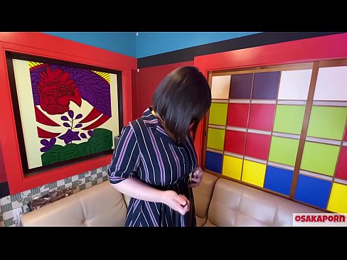 ❤️ Bidh cutie Iapanach le tits mòra a’ masturbates le dèideagan gnè agus tha orgasm aige. Bidh i a’ bruidhinn ann an agallamh mun eòlas fucking aice. Huge tits agus hairy pussy moaning loudly. Osakaporn ❤️  Super gnè  aig gd.pornodil.ru ❌️