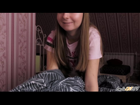 ❤️ Bidh Blondie a’ tarraing a BFF gu domhainn agus a’ faighinn cum na beul ❤️ Super gnè aig gd.pornodil.ru ❌️